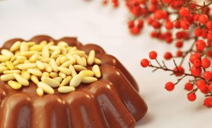 Pudin-harina-castañas-chocolate-piñones